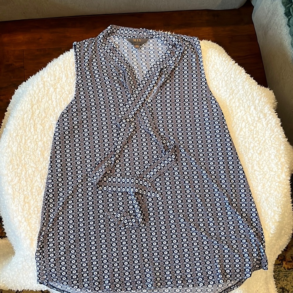 Sleeveless Palila Tie Detail Knit Top with tie at neck - size M
